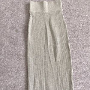 Aritzia Wilfred free skirt